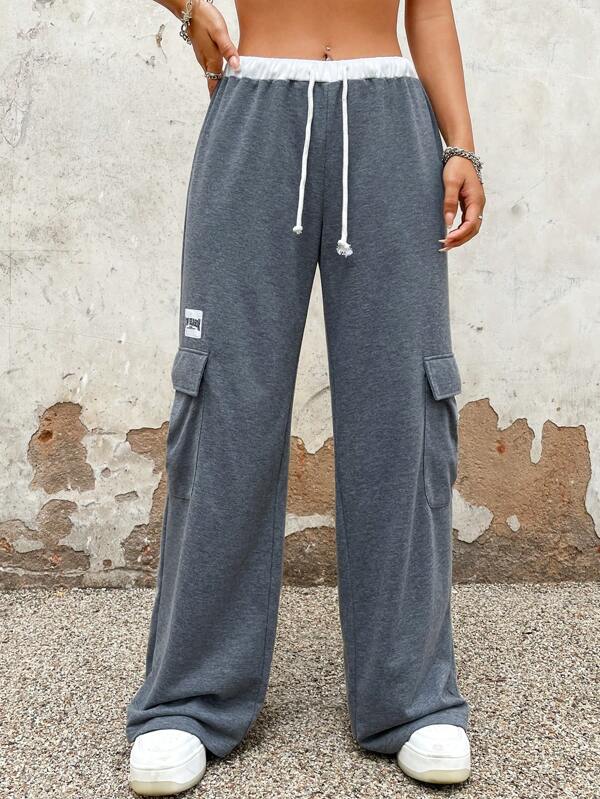 Letter Patched Detail Drawstring Waist Cargo Sweatpants