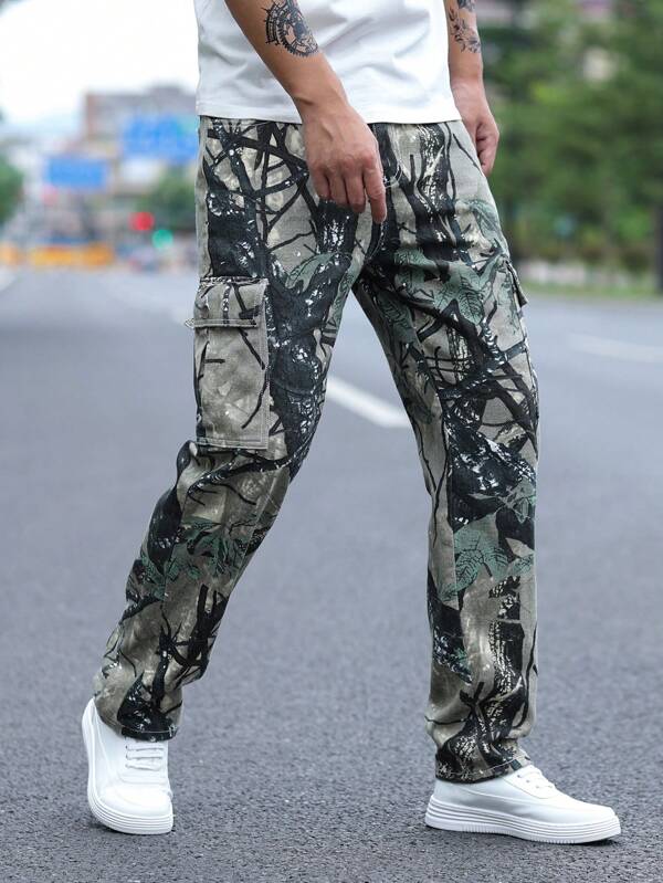 Men Graphic Print Flap Pocket Side Cargo Jeans