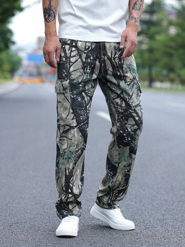 Men Graphic Print Flap Pocket Side Cargo Jeans